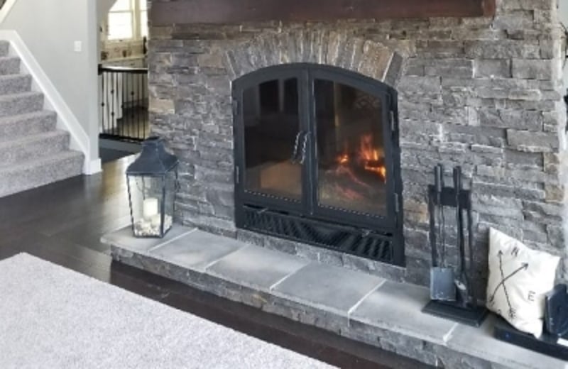 See-Through Wood Fireplaces preview 6